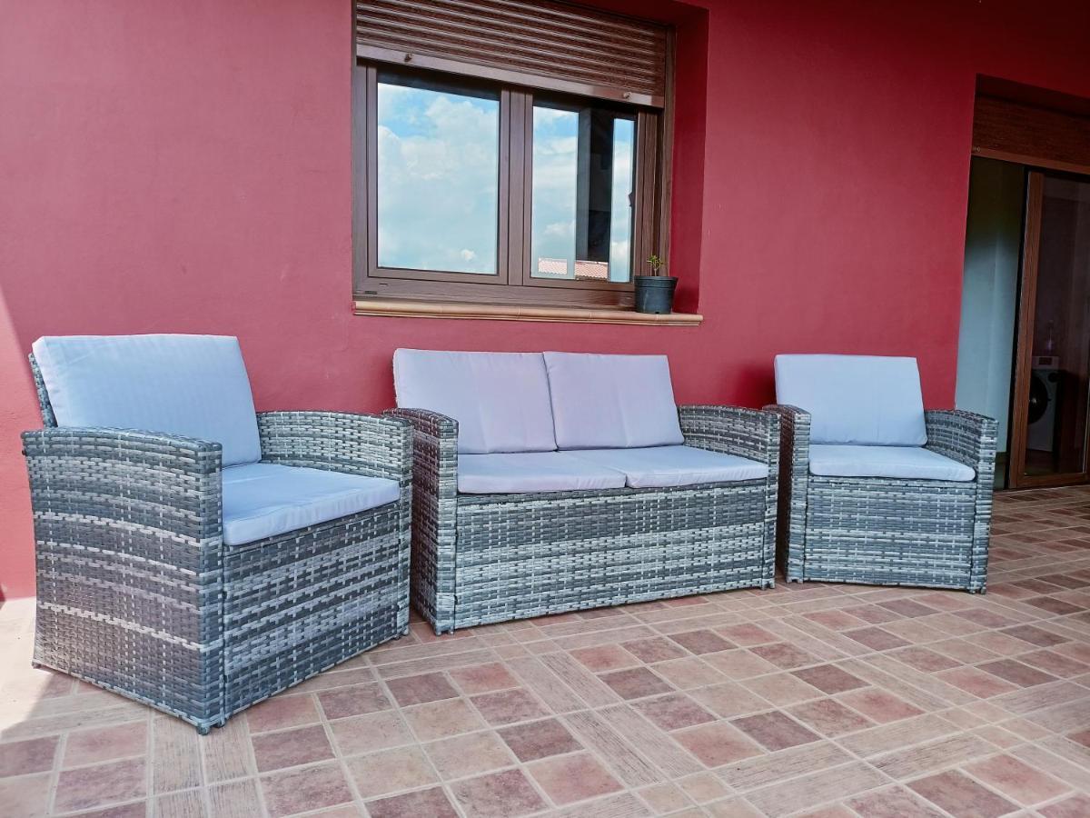 בית הארחה Onís 	La Casa De Nuria מראה חיצוני תמונה